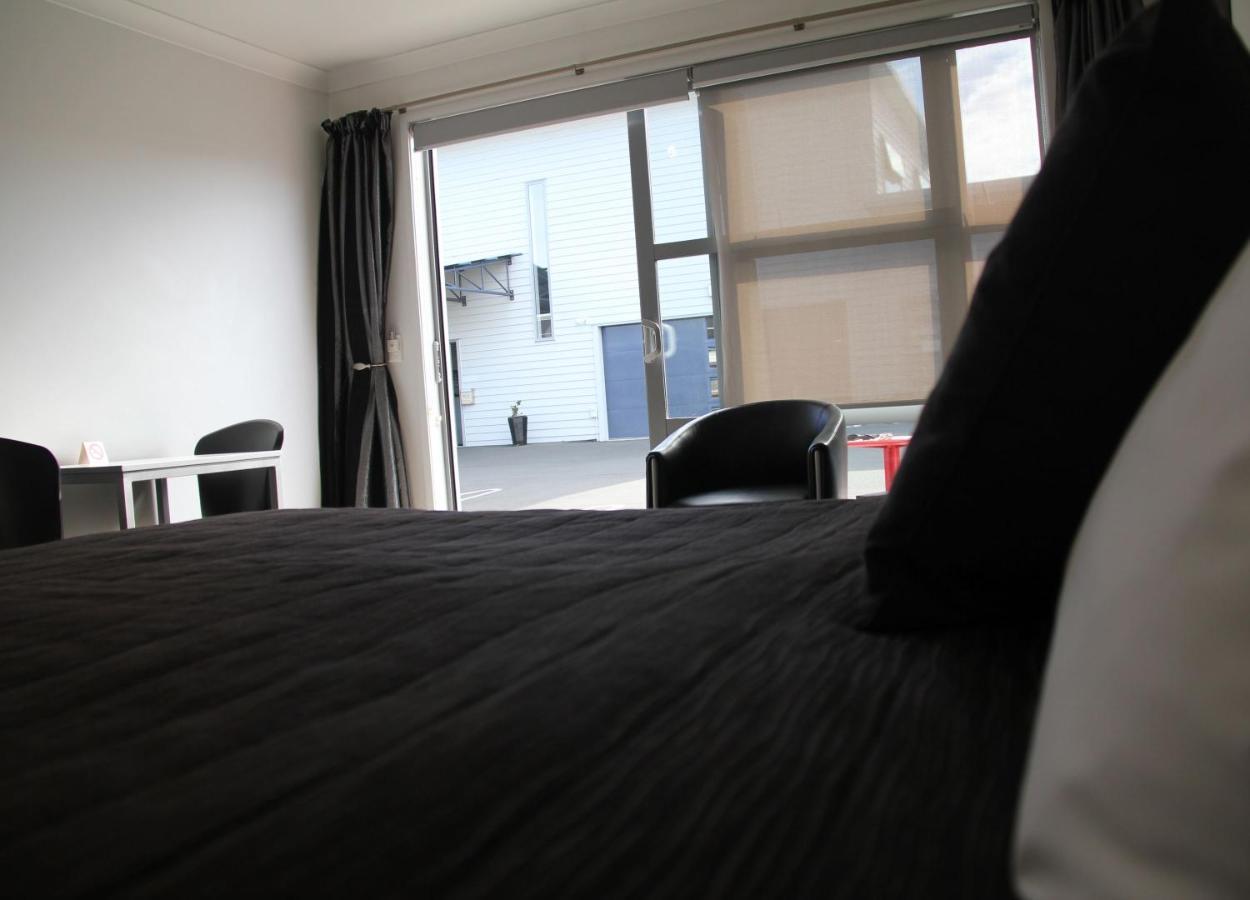 موتيل نيو بلايموث لودج بوكيكورا موتور المظهر الخارجي الصورة A room at the hotel